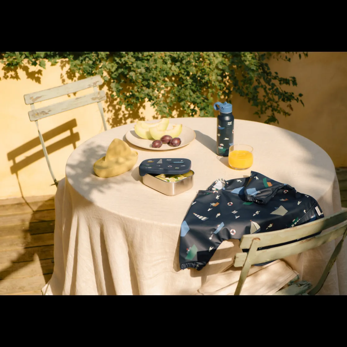 Liewood MERLE Bedrucktes Ärmellätzchen Sailing / Classic navy Sale