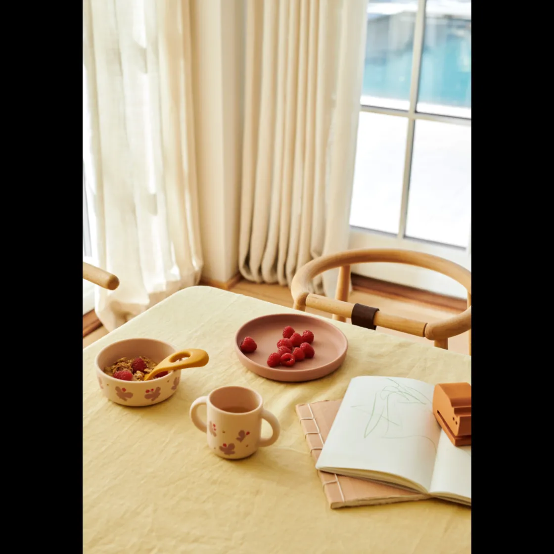 Liewood VIVI Silikon Geschirrset Butterfly / Apple blossom Clearance